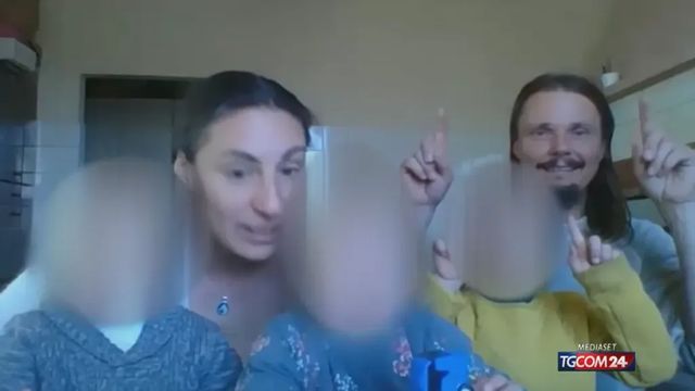 Famiglia nel bosco chiede di rimpatriare in Australia