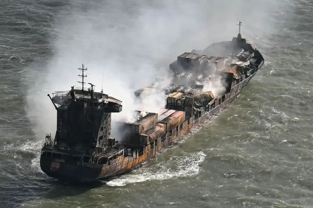 Detenido por homicidio negligente un marino de los barcos que chocaron en el Mar del Norte