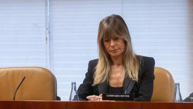 El juez pide más información sobre las cuentas bancarias de Begoña Gómez