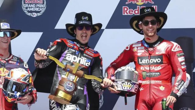 Viñales domina en Austin, donde brilla Pedro Acosta y se cae Marc Márquez