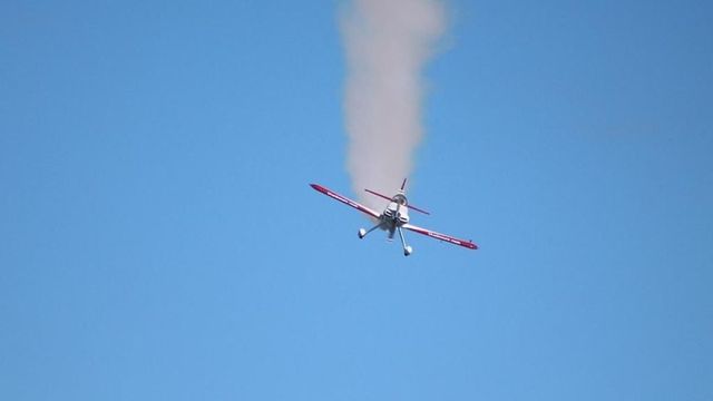 Un avion de mici dimensiuni s-a prăbușit lângă o unitate militară din Iași