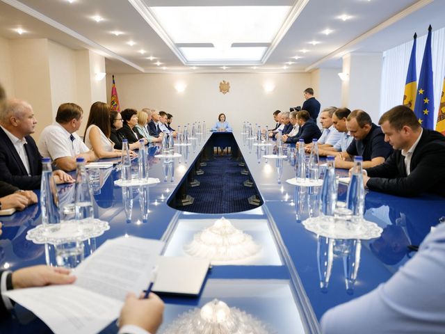 (ВИДЕО) Президент Майя Санду провела встречу с мэрами Гагаузии