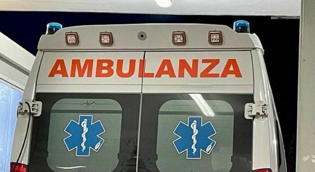 Firenze, 17enne in gita scolastica accusa un malore e muore