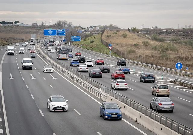 Los fallecidos en carretera se reducen un 60% en los 20 años del carnet por puntos