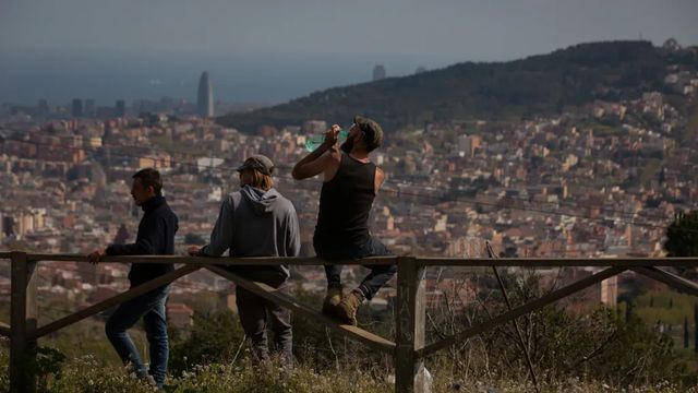 Barcelona bate su récord histórico de calor con 40,7 grados