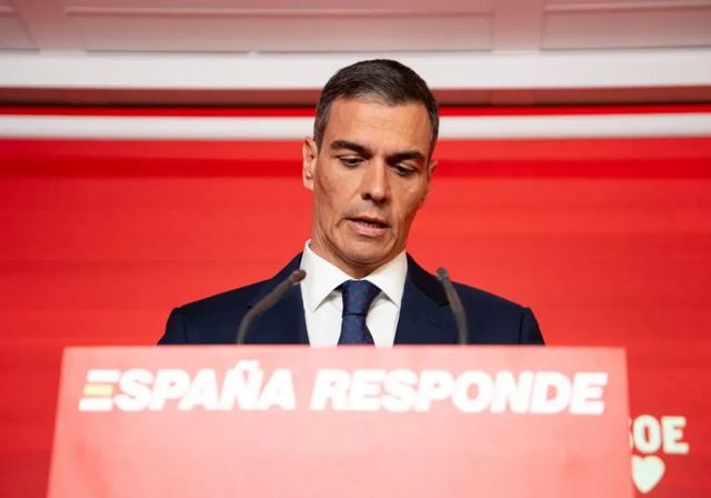 El PSOE se prepara para vivir o morir con Sánchez tras la bomba nuclear de Cerdán