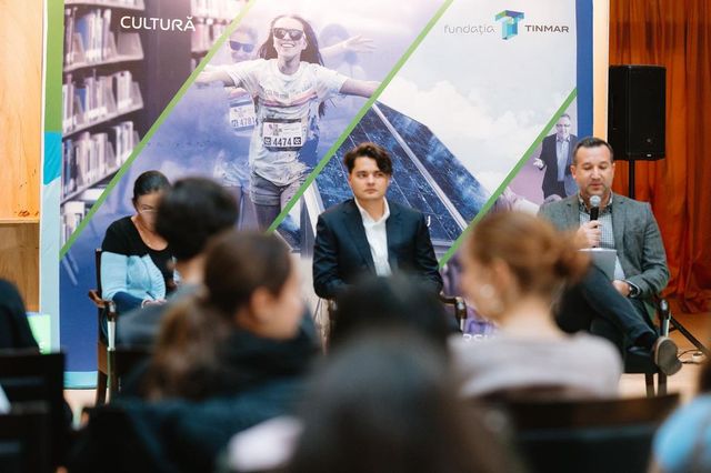 Fundația Tinmar acordă 865 de burse de merit elevilor din Sectorul 2, București