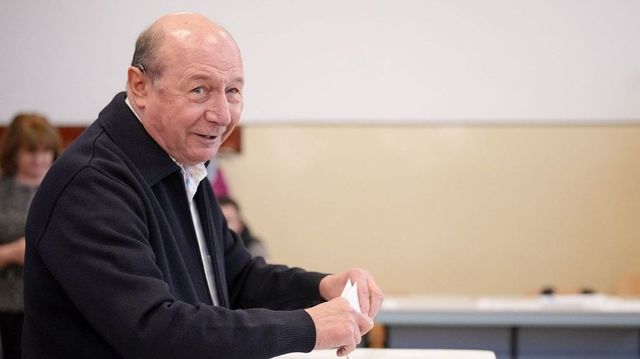 Băsescu, despre rezultatul alegerilor din Moldova: L-au învățat pe Putin că există ceva mai puternic decât toate armele