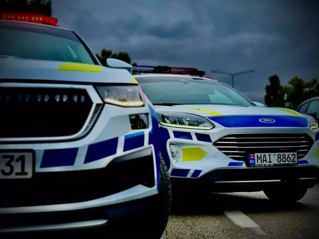 Peste 4 300 de abateri rutiere au fost înregistrate de polițiști în weekend