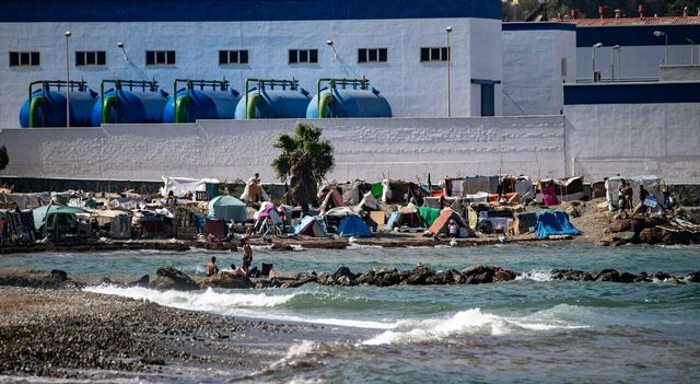 ++ L'Italia proroga di altri 15 giorni il blocco di Schengen con la Spagna ++