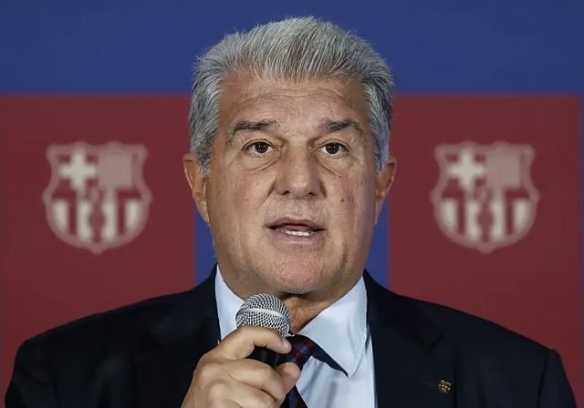 Laporta sale del hospital tras superar una arritmia