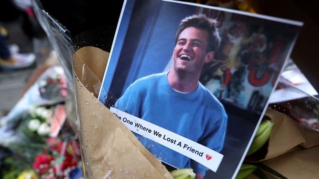 Friends Stars Attend Matthew Perry’s Funeral Service In Los Angeles