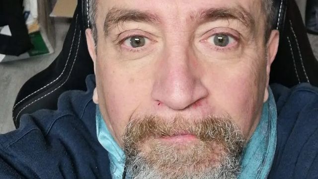 Operaio muore schiacciato da un macchinario a Genova