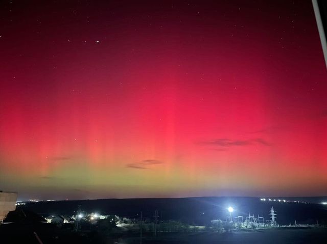 Imagini impresionante cu aurora boreală în Moldova