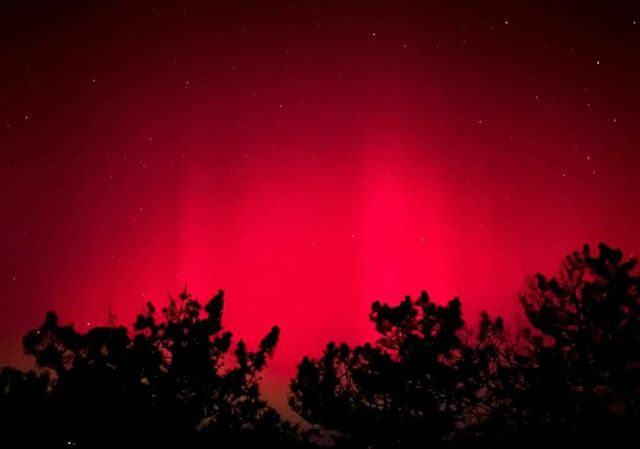 Aurora boreală, vizibilă în mai multe localități din România și Republica Moldova