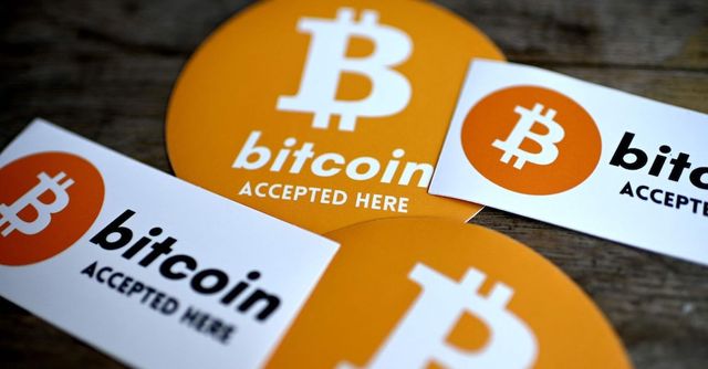 Il Bitcoin vola ai massimi a oltre 121.000 dollari