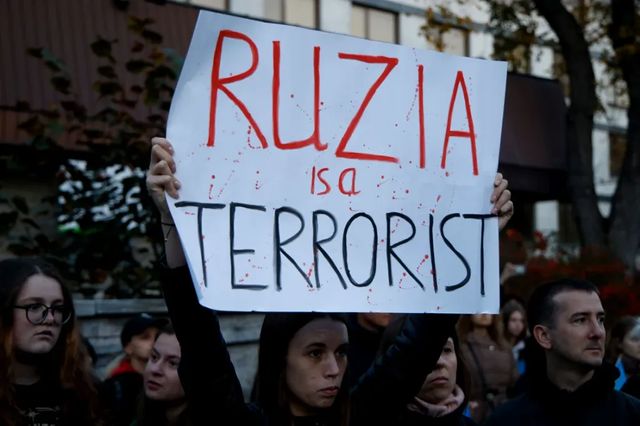 Serviciile secrete poloneze suspectează un act de sabotaj după un incendiu la o fabrică de drone care aprovizionează Ucraina