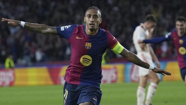 Raphinha Hattrick Powers Barcelona to 3-1 Thrashing of Bayern Munich