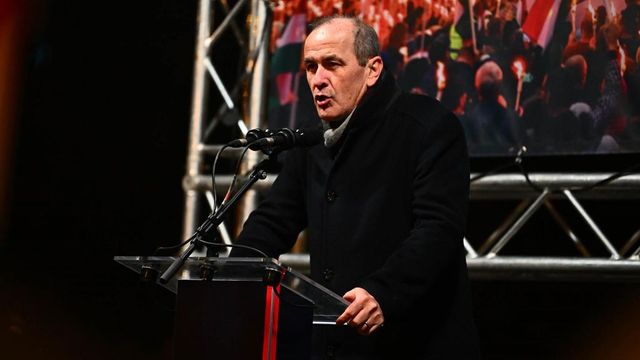 Hegedűs Zsolt leszerelteti az arcfelismerő rendszereket a kórházakban