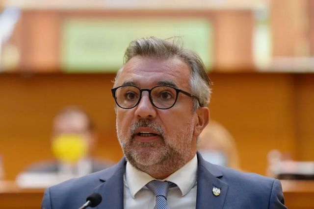 Ministrul culturii Lucian Romașcanu vrea o „resetare completă a Eurovision, pe alte baze”