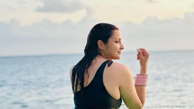 Parineeti Chopra Uploads A Picture Clicked By Sister-In-Law In Maldives, Flaunts Chooda