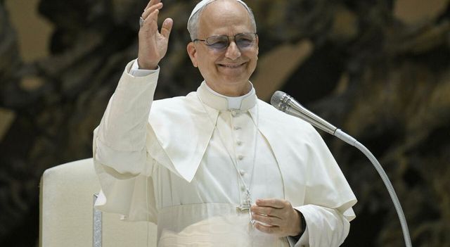 Il Papa, invoco coraggio per chi ricerca dialogo e pace