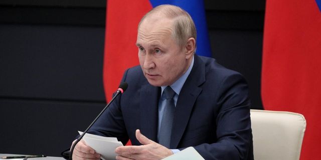 Putin dice che la Russia è pronta a negoziare, ma le altre parti coinvolte nel conflitto rifiutano