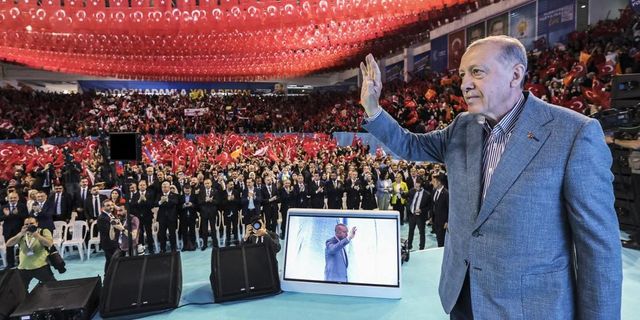 Erdogan marad, Orbán már gratulált