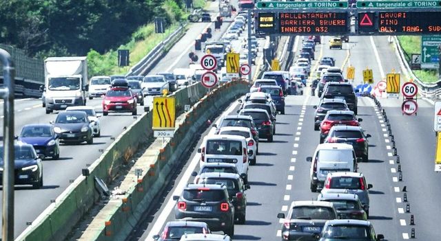 Esodo da bollino nero, traffico e caldo su fuga d'agosto