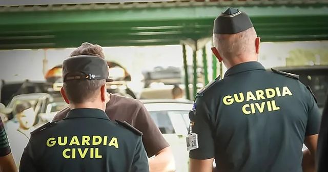 Heridos tres agentes de la Guardia Civil tras ser embestidos por una narcolancha en Murcia