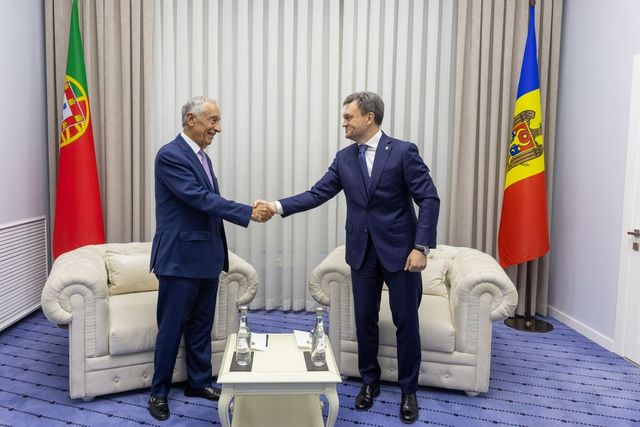 Dezvoltarea relațiilor investiționale moldo-portugheze, discutată de Dorin Recean cu președintele Rebelo de Sousa