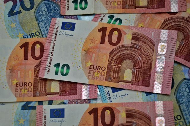 Țara europeană care va depune câte 10 euro lunar în conturile de pensie ale copiilor și adolescenților