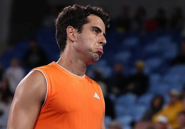 Badosa, Jódar y Munar, eliminados en Australia