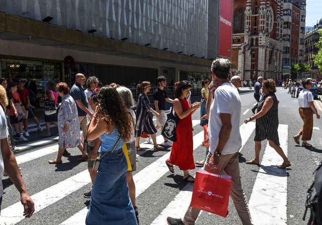 La subida de los precios y los impuestos lastran la renta de uno de cada tres hogares desde la pandemia