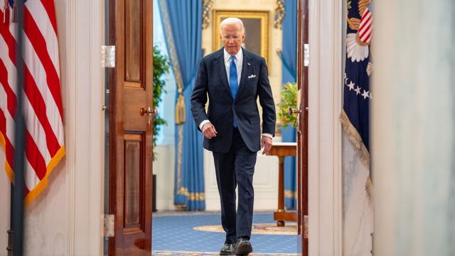 Joe Biden le-a scris democraților anunțându-i că nu se retrage din cursa pentru Casa Albă