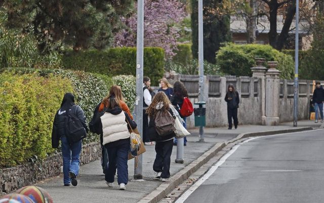 Cade il divieto di educazione sessuale alle medie, correttivo della Lega