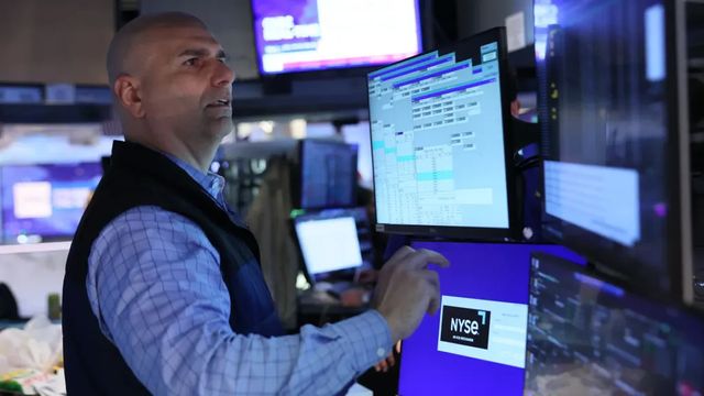 El nuevo líder supremo de Irán ordena mantener el bloqueo de Ormuz para presionar a los “enemigos”