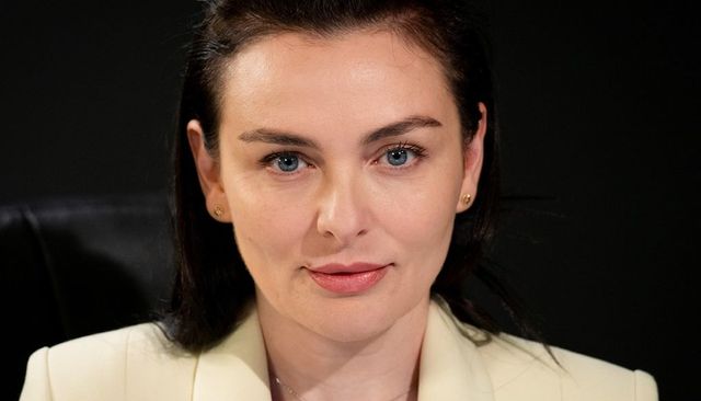 Victoria Furtună ar putea rămîne fără cetățenie română