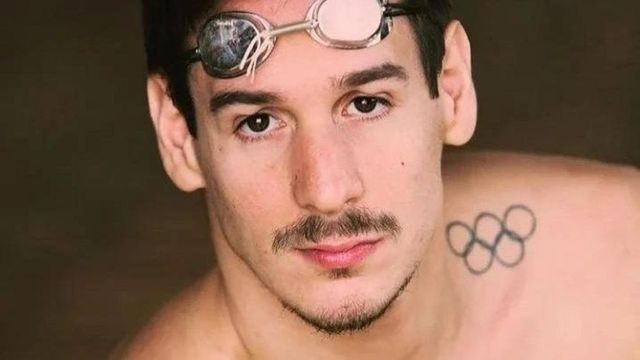 Campione di nuoto salva un 12enne