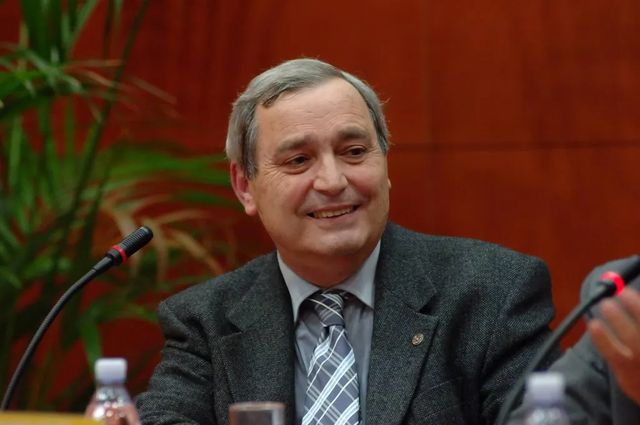 Vittorio Messori è morto, addio allo scrittore cattolico famoso per “Ipotesi su Gesù”: aveva 84 anni