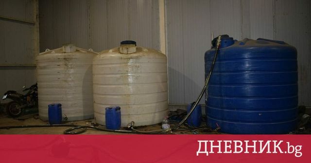 Разкриха огромна кражба на гориво от тръбопровод в Старозагорско