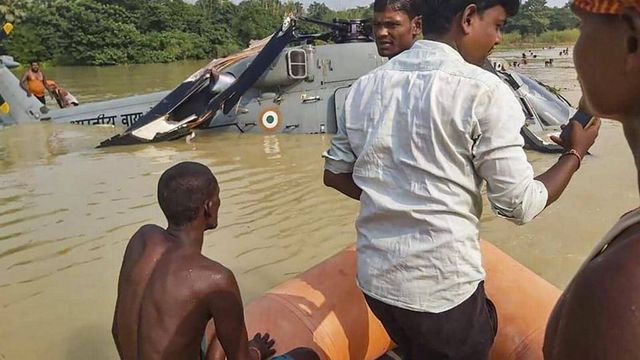 IAF Helicopter Makes Emergency Landing in Bihar's Muzaffarpur, All Occupants Safe