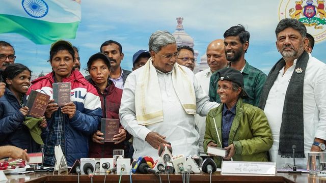 Six Naxals Surrender In Karnataka, Siddaramaiah Welcomes Them With Copies Of Constitution