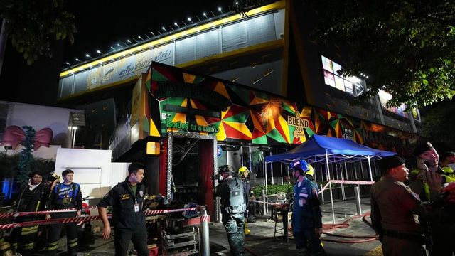 Incendio in un locale di Bangkok, almeno 27 morti