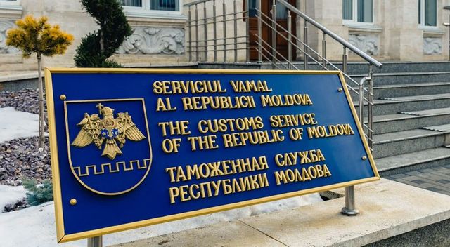 Правительство приняло отставку главы Таможенной службы