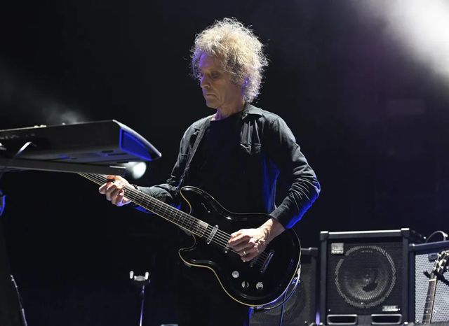 Perry Bamonte, morto lo storico chitarrista dei The Cure