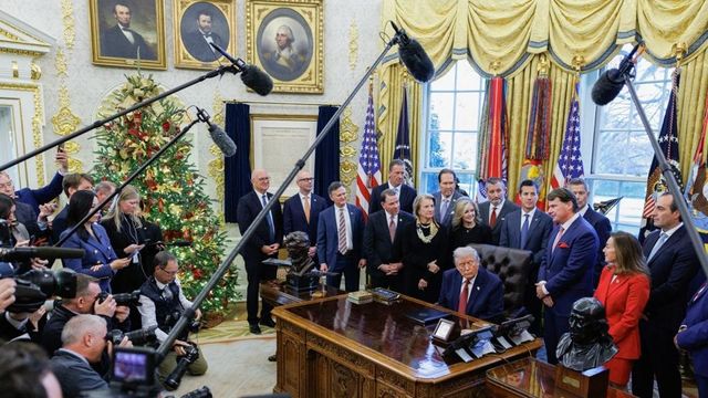 Los conspiradores de QAnon se alejan de la Casa Blanca