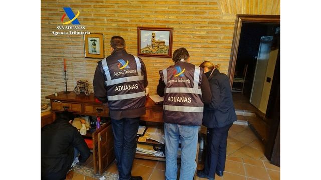 Desmantelada una red que defraudó 300 millones en hidrocarburos