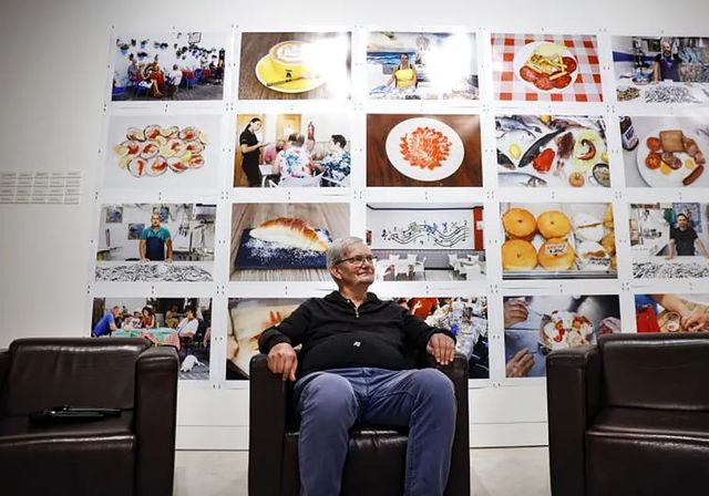 Muere Martin Parr, el gran fotógrafo de la ironía y la denuncia