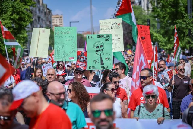 La izquierda se vuelca en la manifestación del 1 de mayo en Málaga en plena campaña andaluza